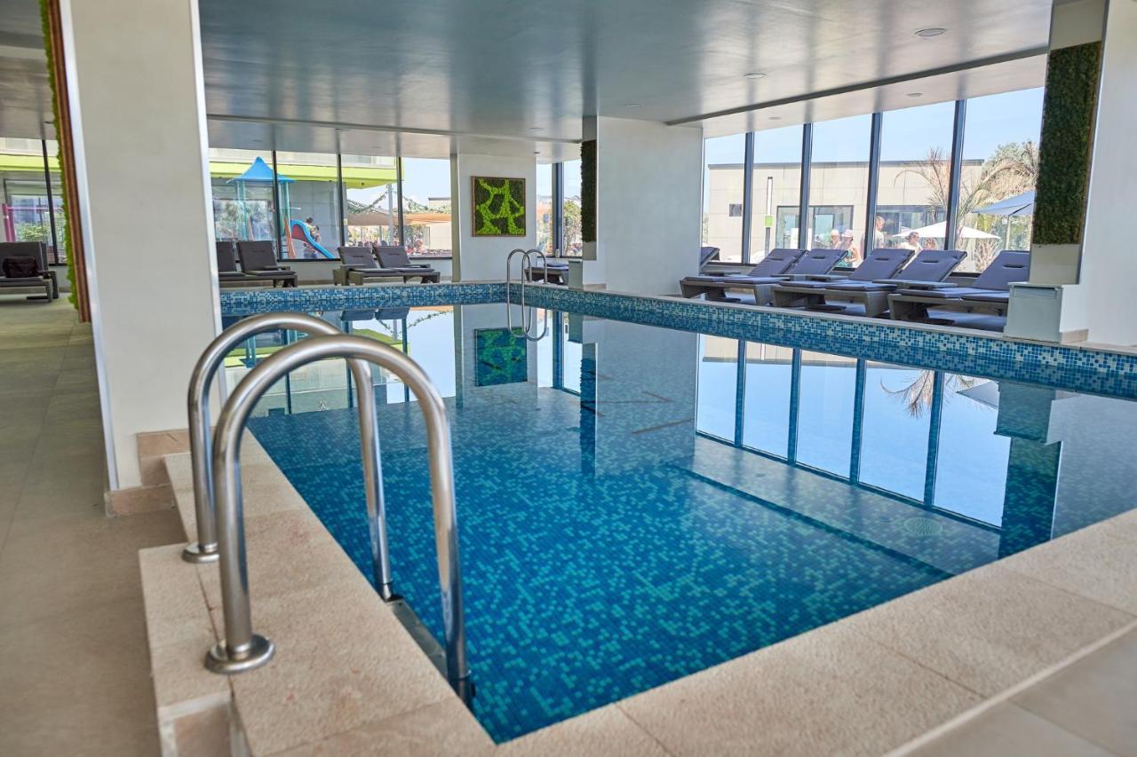 Sara Blu Apartment Spa And Pool Beach Resort Mamaia Buitenkant foto